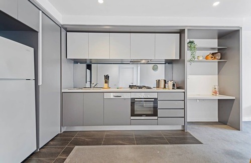 Abbotsford Apartment | Riverfront Luxury & Resort Style Amenities