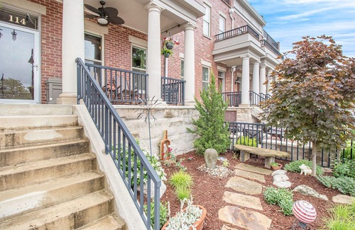 Northeast South Bend House | Riverfront Oasis: Beautiful Riverfront Townhome CLOSE to Notre Dame!