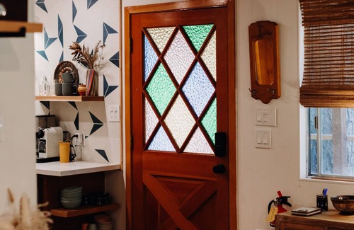 Kyburz Cabin | Riverfront! Pet-Friendly A-Frame Cabin - 25min to Sierra @ Tahoe