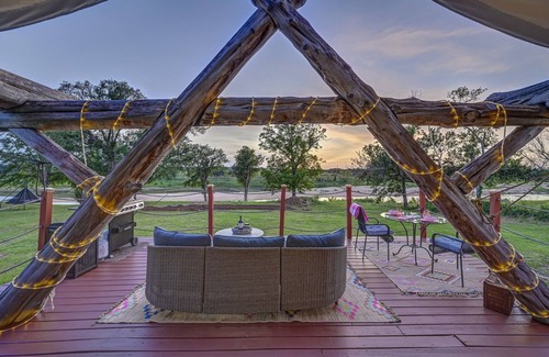 Marble Falls Cabin | Riverfront Yurt, AC, Hot tub, Kayaks, Movie Projector, Fire Pit