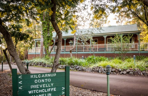 Margaret River Hotel | Riverglen Chalets