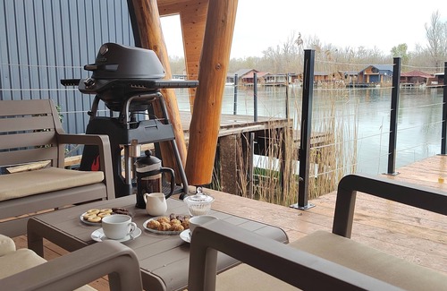 Ulcinj House | Riverhouse Luis. Neues Gemütliches Ferienhaus Direkt an der Ada Bojana