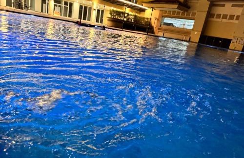 Kuching Apartment | Riverine High Floor Luxury Stay 4 pax Waterfront View from Balcony