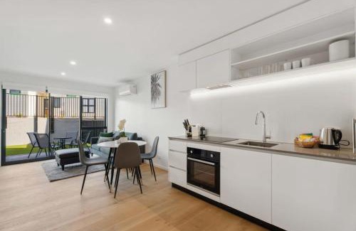 Albert Town House | Rivers Edge - Alberttown