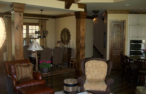 Foscoe House | Rivers Edge Lodge - Luxury Mountain Home Located Directly on Pristine River