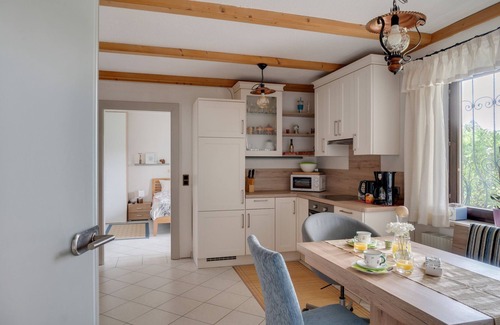 Oehling Apartment | Riverside Apartment in Oed-ohling