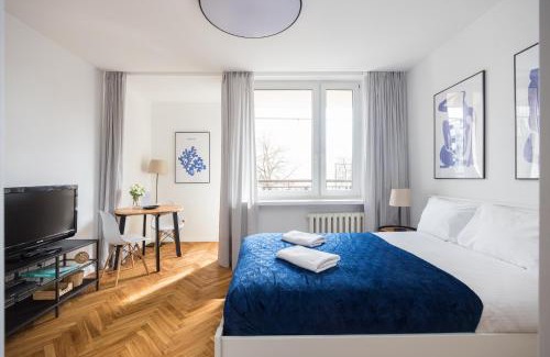 Powisle Apartment | Riverside Comfort Studio by BookingHost