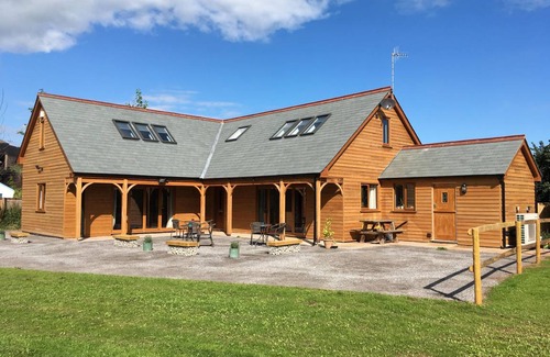 Old Cleeve Cottage | Riverside Lodge