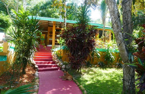 Cristo Rey Cabin | Riverside open space concept cabin @ Riverhill
