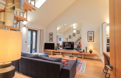 Keswick Cottage | Riverside Park 5
