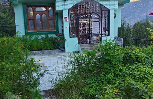 Kalpa House | Riverside Retreat Homestay