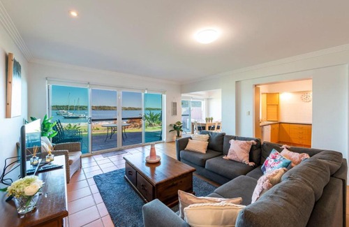 Iluka Apartment | Riverview Apartment 2.3