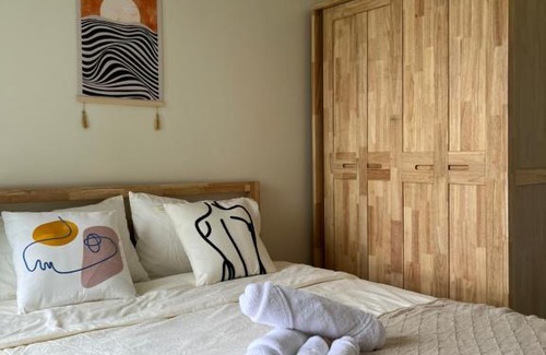 Pasig Apartment | Riverview Condotel Near BGC and Ortigas