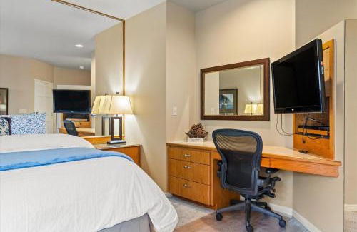 Century West House | RiverView Hideaway - Trip for 2