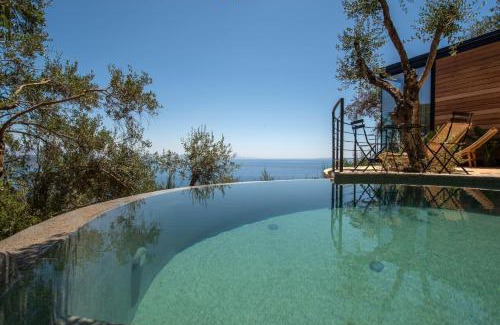 Giannades Villa | Rizes Sea View Cave