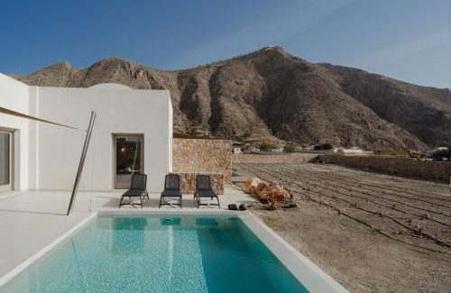 Perissa Hotel | Rizes Villas Santorini with private pool