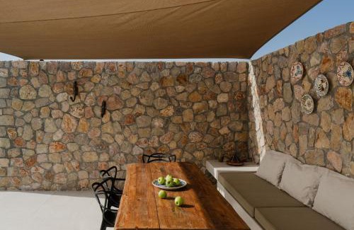 Perissa Hotel | Rizes Villas Santorini with private pool