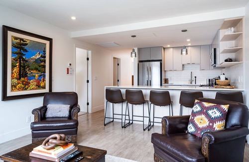 Revelstoke Condo | RnR Mountain Retreat — your cozy mountain getaway, minutes from the ski hill!