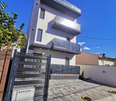 Ploiesti Apartment | ROA residence