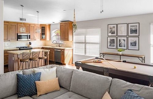 Desert Ridge House | Roadrunner Retreat – Desert Ridge Prime Location!
