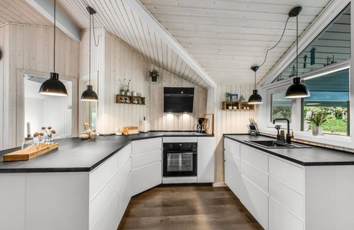Jegum House | "Roar" - 10km from the sea by Interhome
