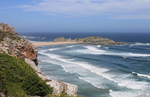 Robberg Beach Hotel | Robberg Beach Lodge - Lion Roars Hotels & Lodges