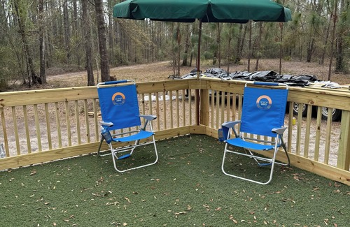 Mayo House | Robbins Nest 1 is a cozy RV with 1 bedroom in fantastic Mayo, FL.