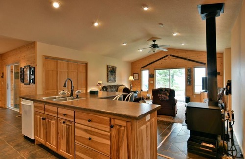 Hayward Cabin | Robbins Ridge Lake Home On Beautiful Nelson Lake, Hayward, WI