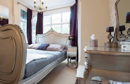 Nottingham House | Robin Hood Lodge QMC/NU/NTU/Park/City Centre