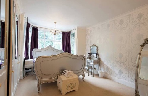 Nottingham House | Robin Hood Lodge QMC/NU/NTU/Park/City Centre
