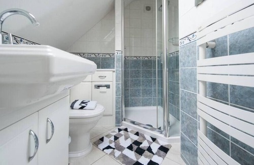 Nottingham House | Robin Hood Lodge QMC/NU/NTU/Park/City Centre