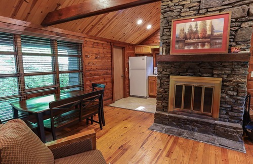 Seven Springs Cabin | Robin's Nest at Seven Springs