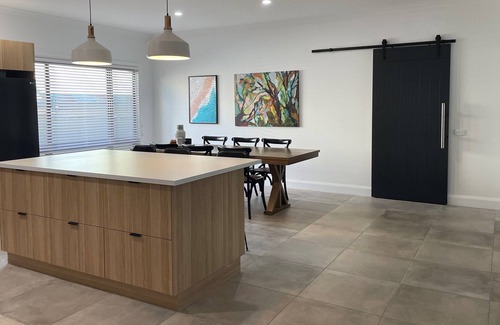 Eildon House | Robins on High