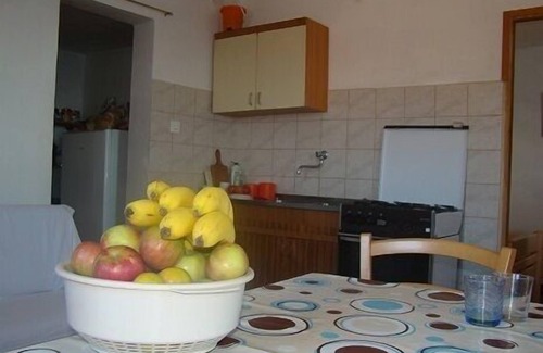 Tkon Apartment | Robinson's vacation right by the sea in Croatia Wonderful vacation for a couple
