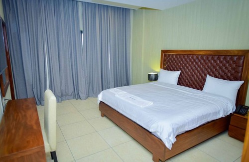 Lingwala Hotel | Robyson Residency Kinshasa