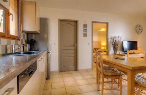 Galeria Apartment | Roc A Mare Galéria apartment terrace sea view, air conditioning, wifi, quiet, beach 250m away