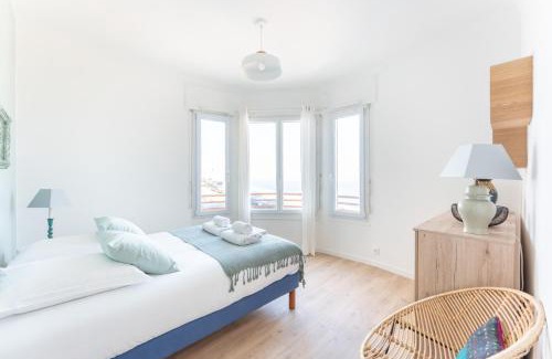 Saint-Lambert Apartment | ROCCA BIANCA - Sur la roche face à la mer et la bonne mère