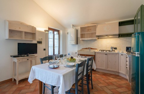 Ponte di Gabbiano Apartment | Rocche di Valiano, Ortensia in Siena, pool use, AC