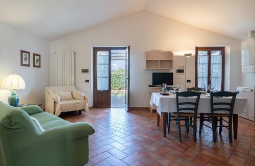 Ponte di Gabbiano Apartment | Rocche di Valiano, Ortensia in Siena, pool use, AC