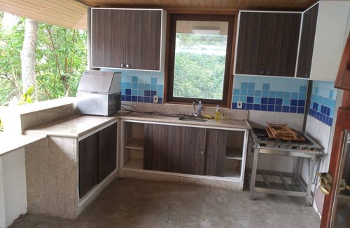 Araras House | Rock the Mountain in Granja Brasil Resort 1500m2 Menos Quartos