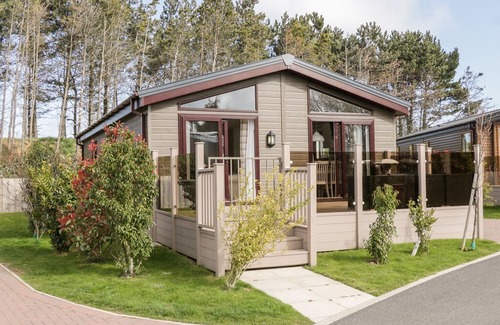 Runswick Bay Cabin | Rockpool Retreat in Saltburn-by-the-Sea