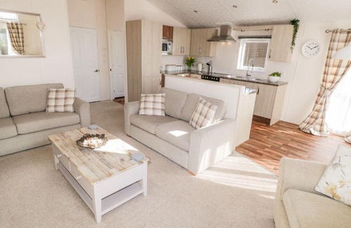 Runswick Bay House | Rockpool Retreat