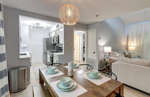 Aransas County Condo | Rockport Dreamin! Steps to private 750' fishing pier and boat ramp!