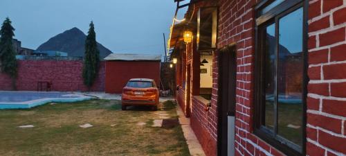 Pushkar Resort | Rocks and Woods Resort Pushkar
