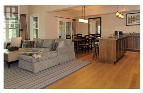 Seguin Villa | Rocky Crest Resort, Lake Joseph in Muskoka