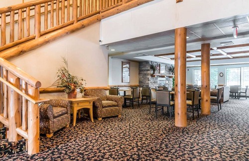 Tomahawk Hotel | Rodeway Inn and Suites Tomahawk