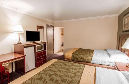 Prescott Hotel | Rodeway Inn Prescott
