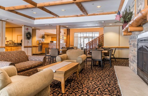 Tomahawk Hotel | Rodeway Inn & Suites Tomahawk