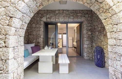 Kilada Villa | Roellia - Six Bedroom Villa, Sleeps 12
