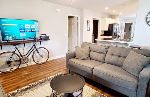 Rogers House | Rogers Retreat, Dog Friendly, Cozy Home. Close to Walmart Amp, Downtown Rogers